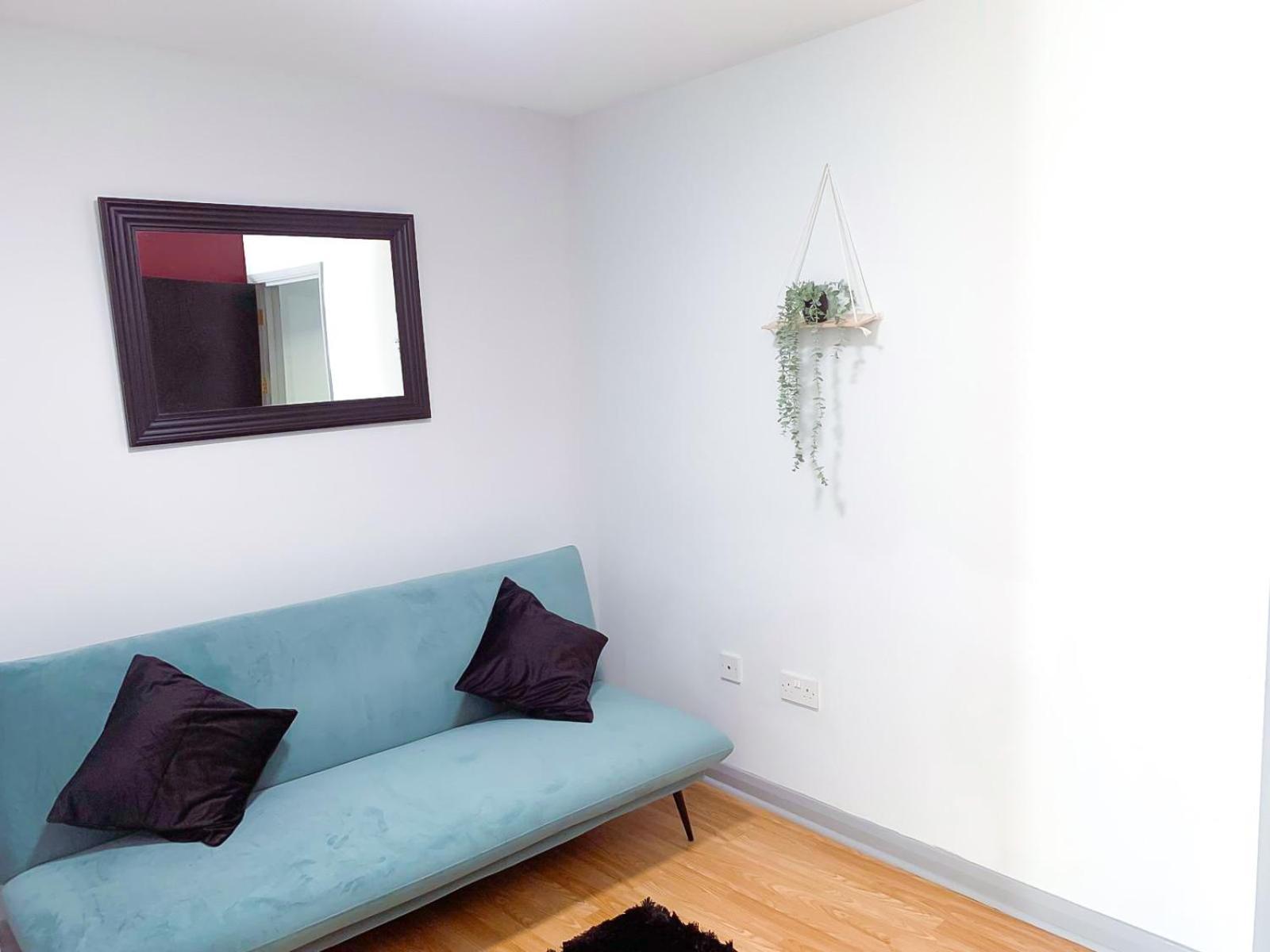 Lovely, Cosy & Central 3 Bed House Near Station Gillingham  Exterior foto